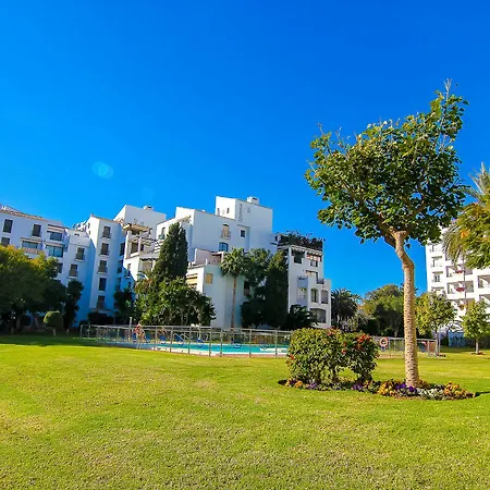 Apartment Oleholidays Jardines Del Puerto Marbella